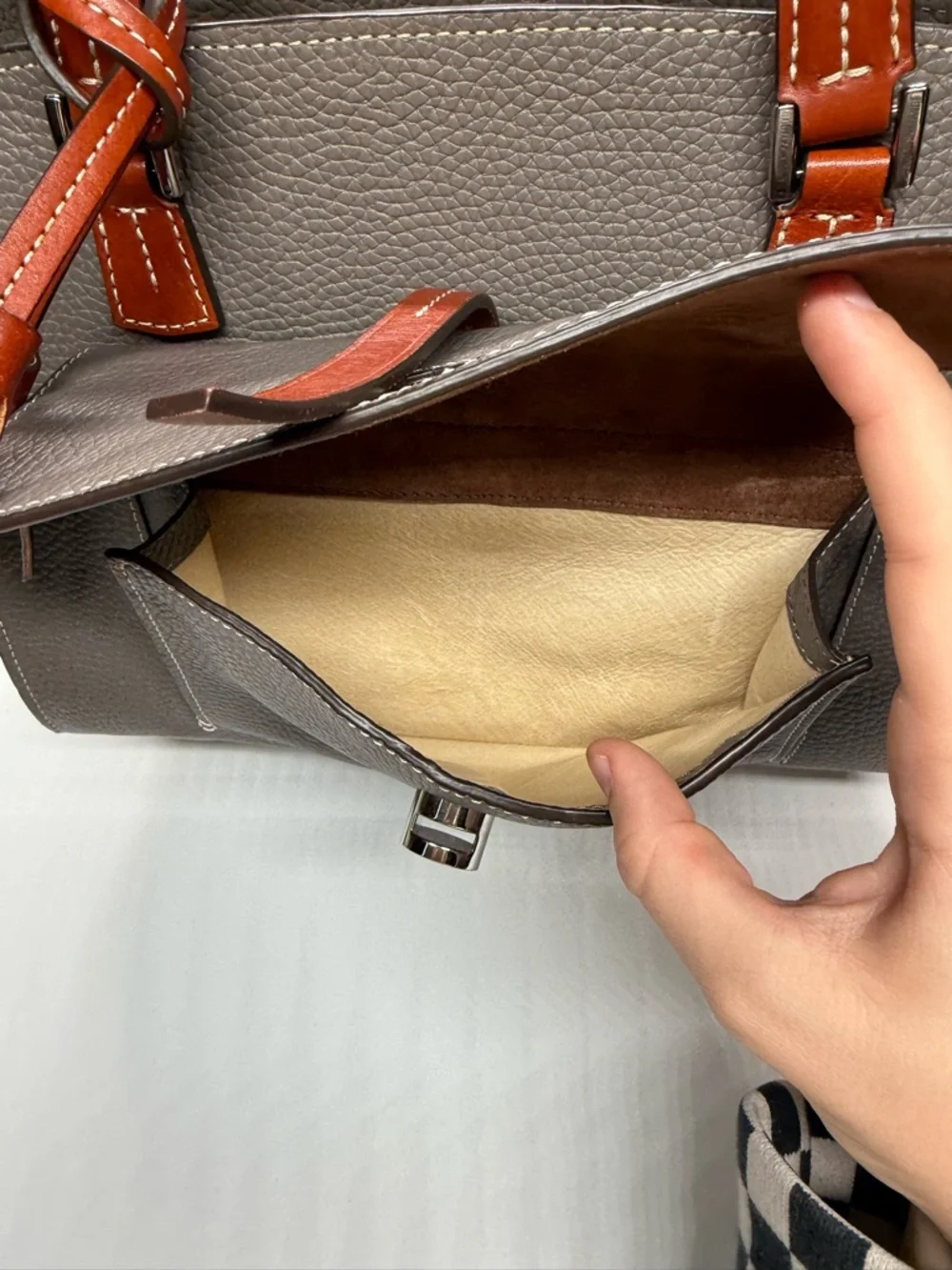 Dooney & Bourke Pebbled Leather Tote Gray Brown Tassel Shoulder Bag Large - Picture 7 of 13